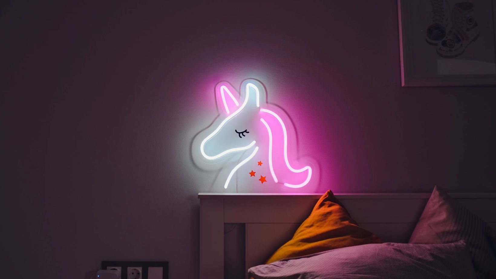 How Can Cute Girly Neon Sign Enhance A Girl’s Bedroom?