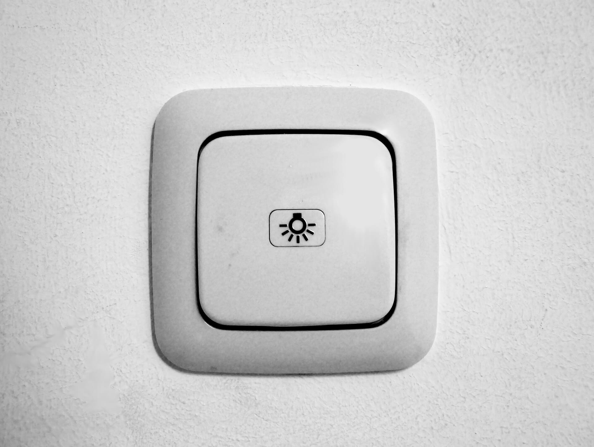 The Convenience of Having a Three-Way Smart Switch