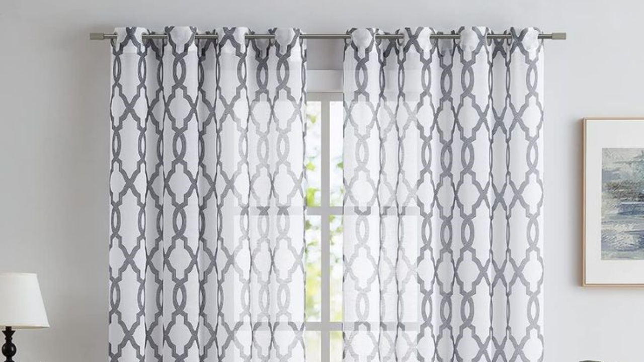 How to Choose the Right Geometric Pattern for Your Curtains?